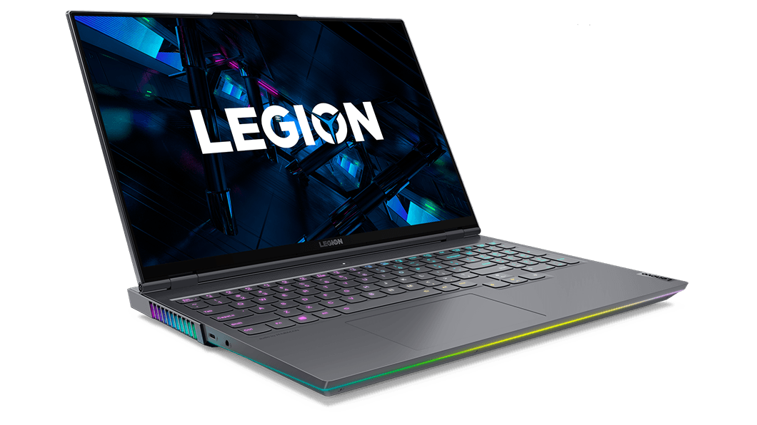 Vista frontal desde un ángulo izquierdo de la laptop gamer Lenovo Legion 7 Gen 6 (16'', Intel) abierta a poco más de 90°