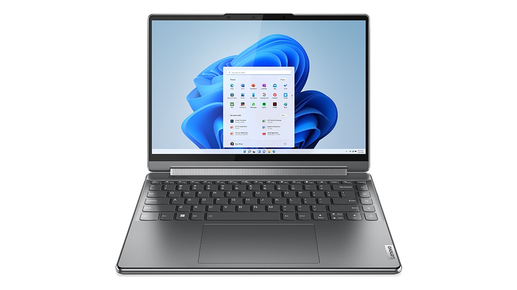 Vooraanzicht van de Yoga 9i Gen 8 2-in-1-laptop, Storm Grey, geopend in laptopstand, met scherm met Windows 11-achtergrond en apps