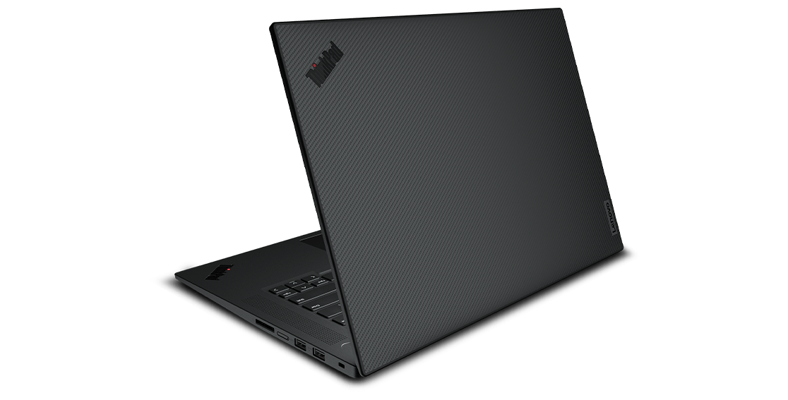 Face arrière de la station de travail mobile Lenovo ThinkPad P1 Gen 4 montrant la finition en fibres de carbone, orientée de façon à montrer les ports du côté droit.