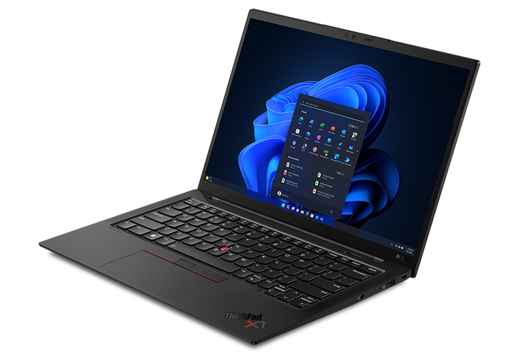 Vue de dessus du portable Lenovo ThinkPad X1 Carbon Gen 11 ouvert à 90 degrés et incliné pour montrer les ports latéraux droits.