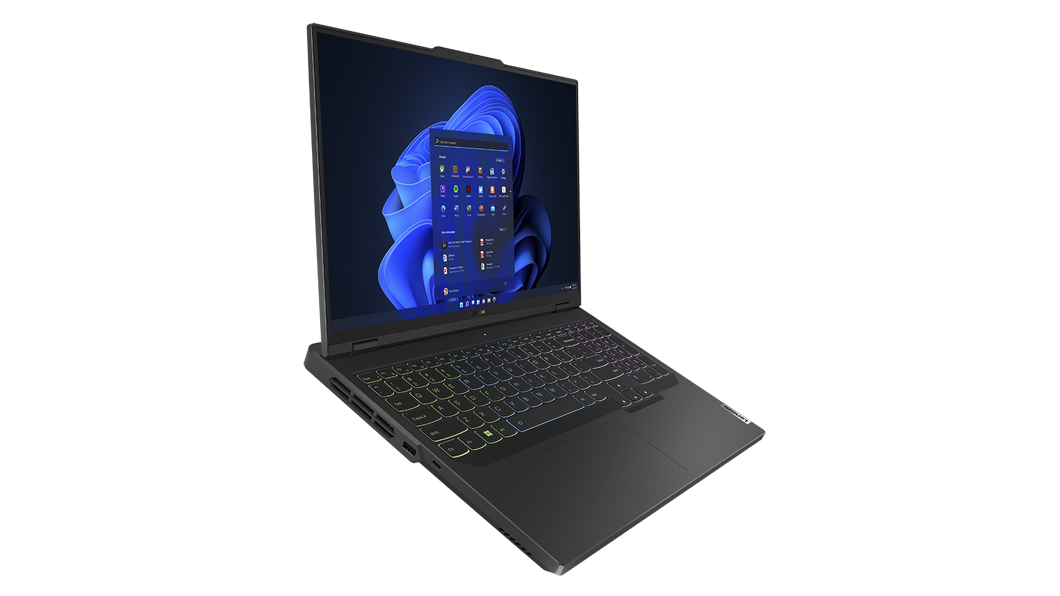 Profil droit du Lenovo Legion Pro 5i Gen 8 (16'' Intel) flottant avec clavier rétroéclairé RVB allumé et Windows 11 à l’écran