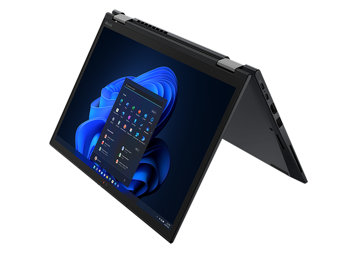 Vue latérale droite du ThinkPad X13 Yoga Gen 3 (13'' Intel) en mode tente, montrant l’écran