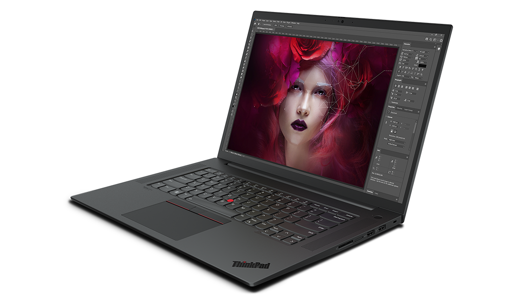 Lenovo ThinkPad P1 Gen 5 -mobiiliworkstation avattuna 90 astetta, kuvattuna kulmittain, oikeanpuoleiset portit näkyvissä.