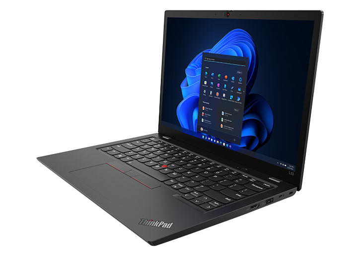 ThinkPad L13 Gen 3 ‑kannettava edestä kuvattuna, käännettynä vasemmalle