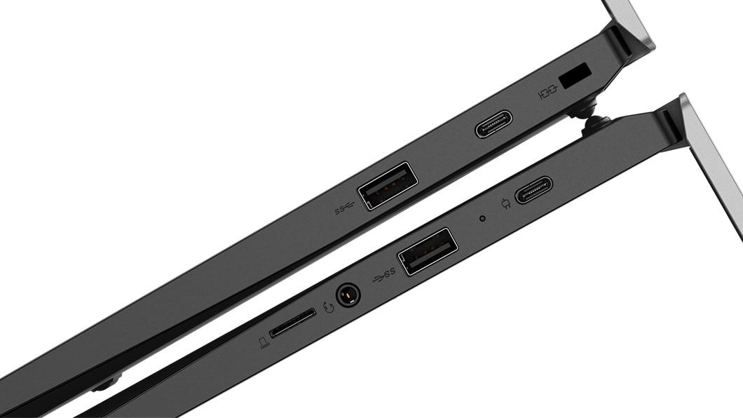 Close-up van twee Lenovo 14e Chromebooks, met de poorten aan de linker- en rechterkant zichtbaar