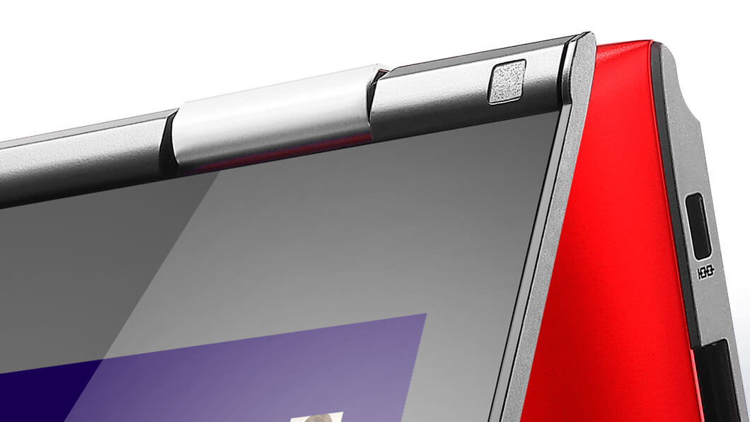 Lenovo Yoga 500 in red, hinge detail