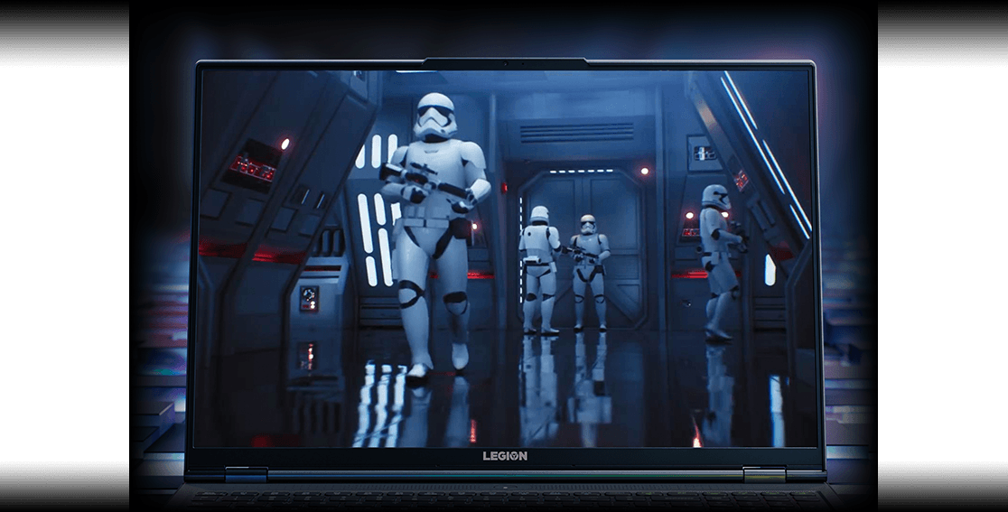Laptop gaming Lenovo Legion 7 6ta Gen (16”, AMD) vista de frente con un juego en su pantalla
