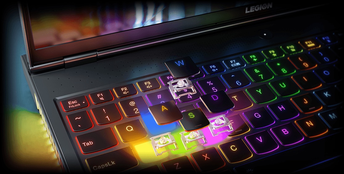 Vista de cerca del teclado de la laptop gaming Lenovo Legion 7 6ta Gen (16”, AMD) 