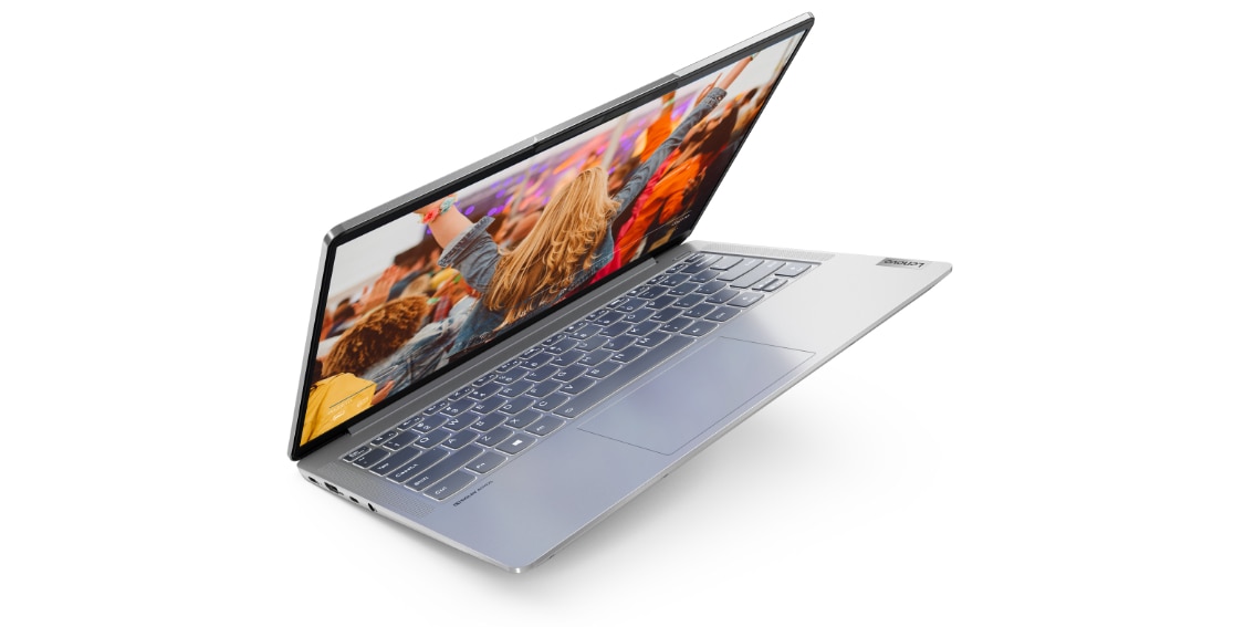 Imagen de semiperfil frontal de la laptop IdeaPad 5i Pro 6ta Gen (14
