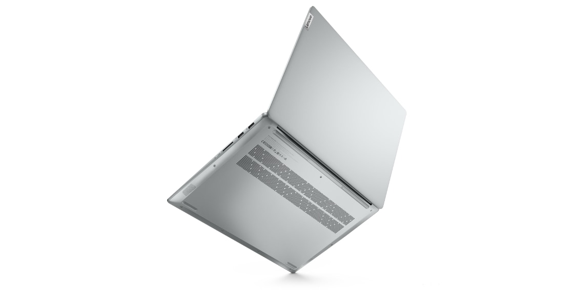 Laptop Lenovo IdeaPad 5i Pro de 16” vista desde un ángulo inferior izquierdo