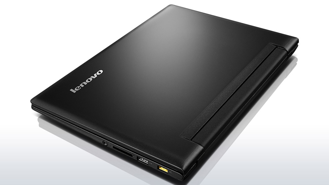 Este portátil táctil de Lenovo es igual que una Surface, pero cuesta la  mitad en las