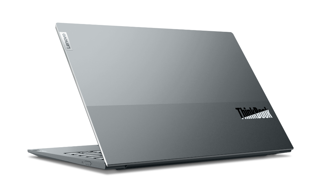 Lenovo ThinkBook 13x Notebook auf Augenhöhe von hinten rechts betrachtet. Der zweifarbige Gehäusedeckel in Storm Gray ist um 75 Grad geöffnet und zeigt das charakteristische ThinkBook Logo.