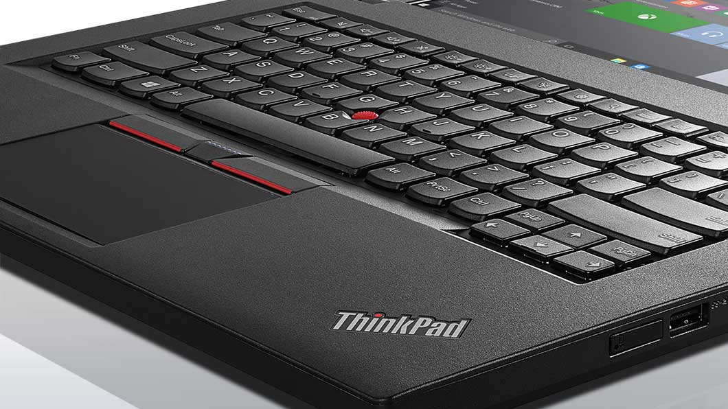 Lenovo ThinkPad L460 Keyboard Angle Detail