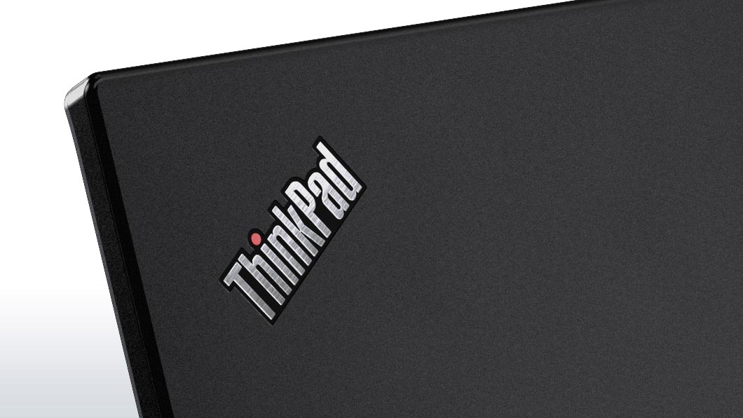 Lenovo ThinkPad L560 Top Cover Logo Detail