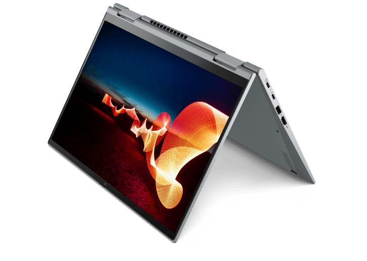 14 » Lenovo ThinkPad X1 Yoga Gen 6 2-en-1 ordinateur portable en mode tente, incliné pour afficher les ports côté gauche.