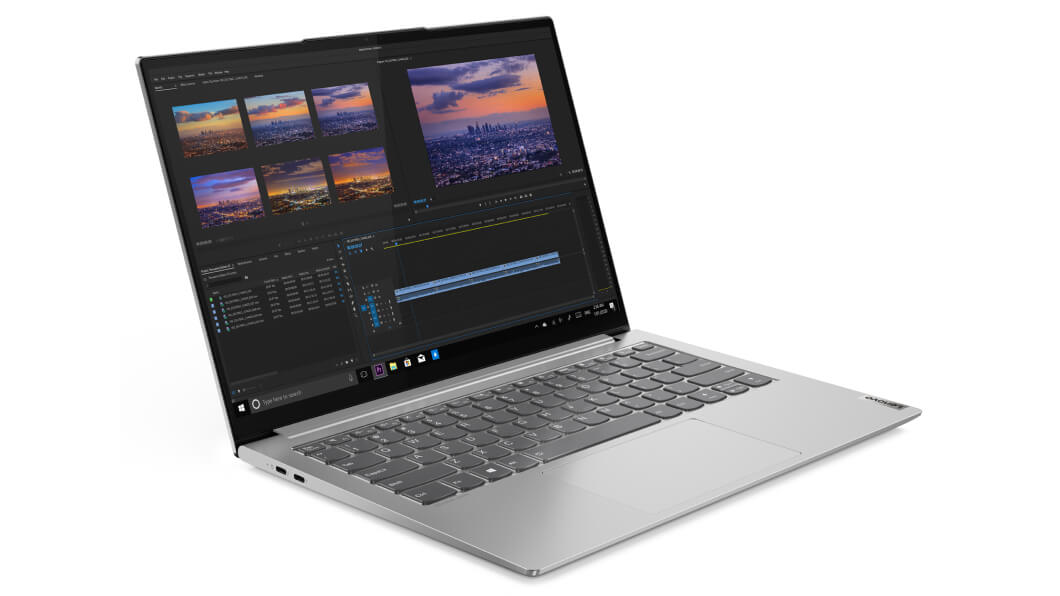Linkerzijaanzicht (driekwart) van Lenovo Yoga Slim 7i Pro 14, zilveren laptop