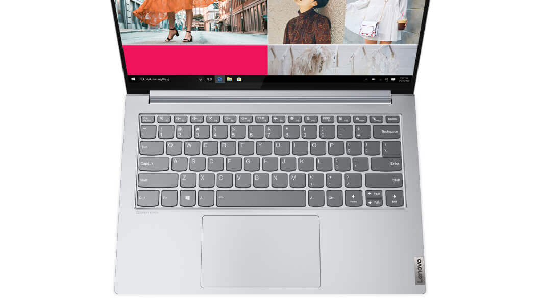 Bovenaanzicht van Lenovo Yoga Slim 7i Pro 14, zilveren laptop met toetsenbordindeling