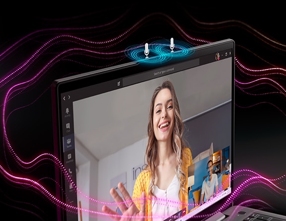 Close-up van scherm van IdeaPad 3i Gen 7-laptop, met mensen die videobellen op het scherm