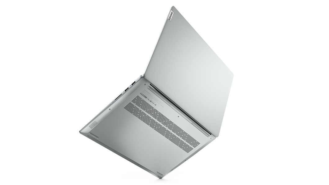 Onderkant van Lenovo IdeaPad 5 Pro Gen 7-laptop en bovenklep in Cloud Grey.