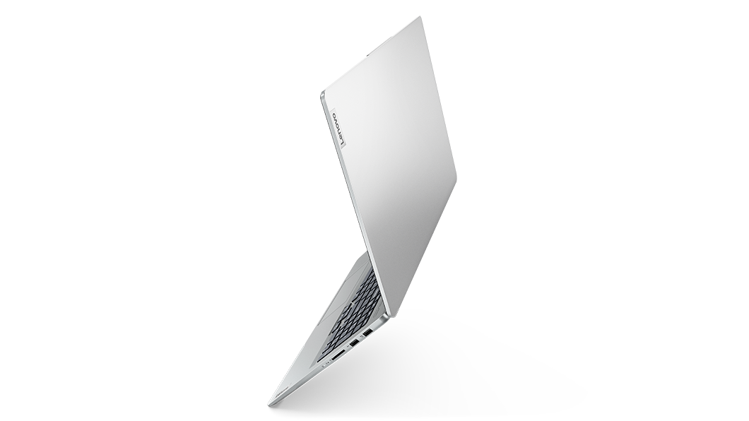 Dun en licht, rechteraanzicht van Lenovo IdeaPad 5 Pro Gen 7-laptop in Cloud Grey.