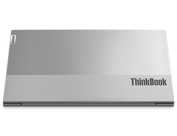 ThinkBook 13s Gen 4 (Intel) Notebook, geschlossen, Ansicht in einem 60°-Winkel von hinten, mit dem zweifarbigen Design und dem charakteristischen ThinkBook Logo auf dem Deckel im Mittelpunkt.