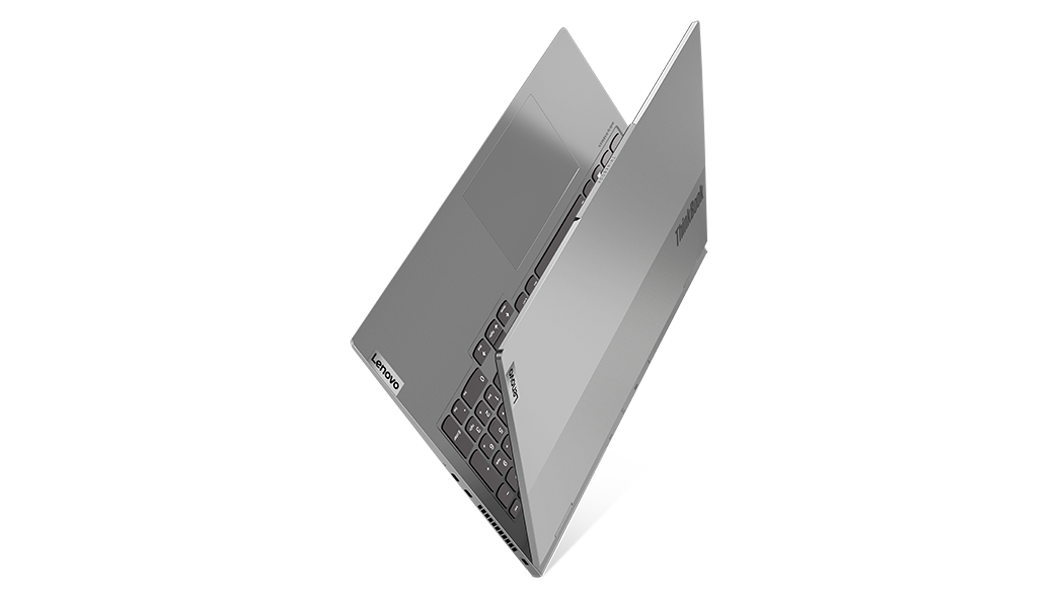 ThinkBook 16p Gen 3 (16'' AMD) Notebook, Ansicht von oben, auf der Seite balancierend, um 25 Grad in V-Form geöffnet, mit Blick auf einen Teil der Tastatur und des Gehäusedeckels