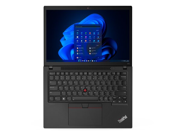 Lenovo ThinkPad X13 Gen 3 Notebook in Thunder Black, um 180 Grad geöffnet, mit Blick auf die Tastatur und das Display mit dem Startmenü von Windows 11 Pro.