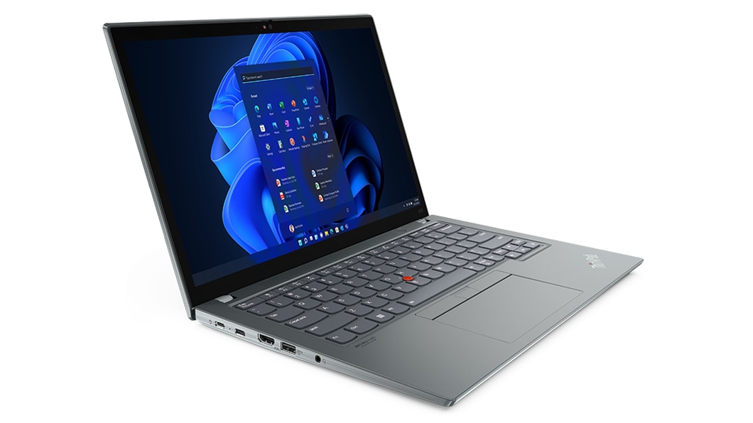 Vista angolare del notebook Lenovo ThinkPad X13 di terza generazione in Storm Grey aperto a 90° con porte sul lato sinistro.