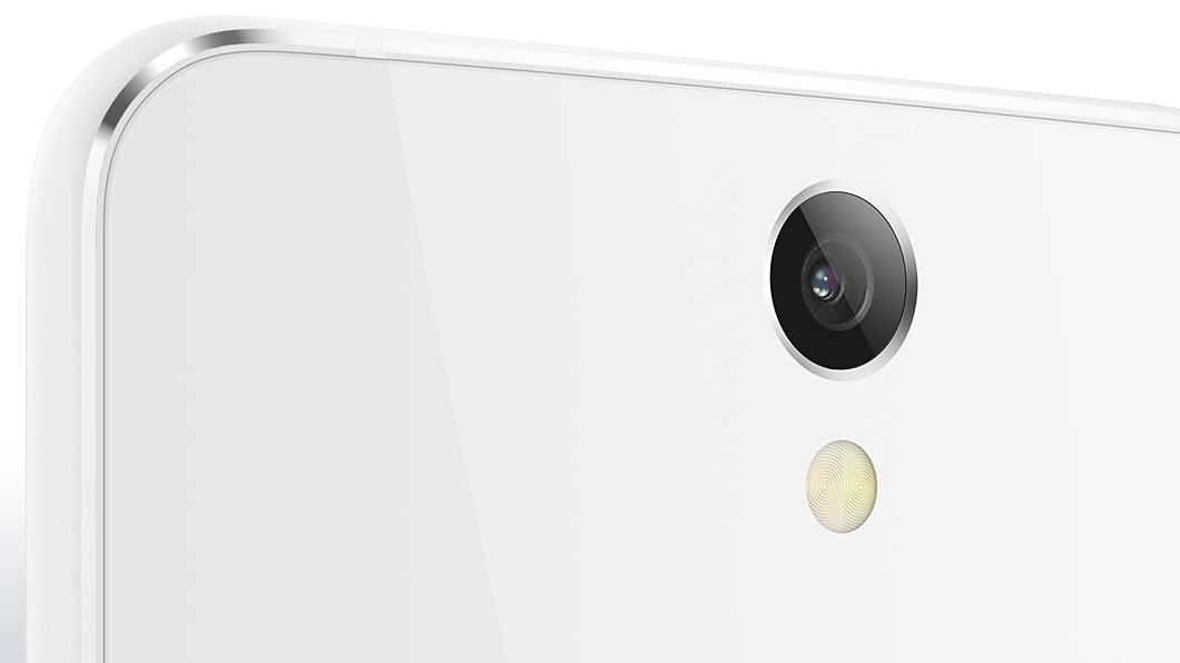 Lenovo Smartphone Vibe S1 Back Details