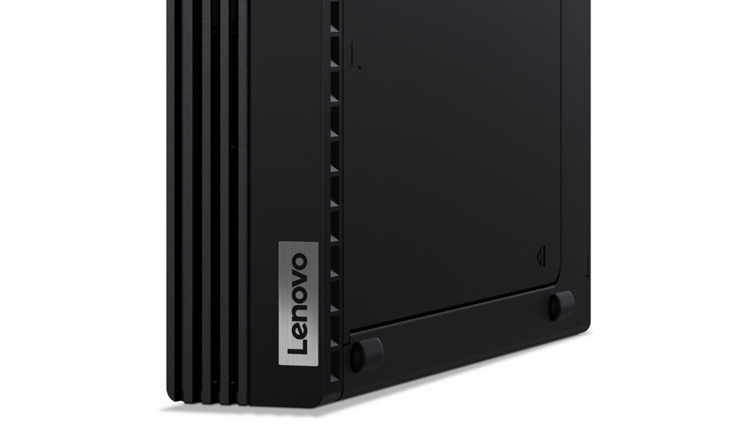Nærbilde av frontpanelet på Lenovo ThinkCentre M70q