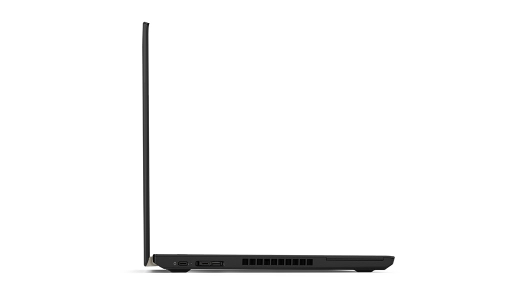 Lenovo ThinkPad A485, vasemmalta sivulta kuvattuna, 90 astetta avattuna, liitännät näkyvissä.